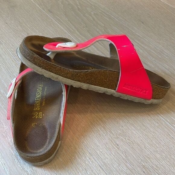 Birkenstock Gizeh BF Patent Candy Pink Sandals, Size 35 - Picture 4 of 6